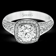 Engagement Ring in 18k Gold with Diamonds