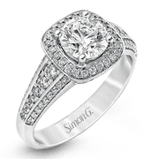 Engagement Ring in 18k Gold with Diamonds
