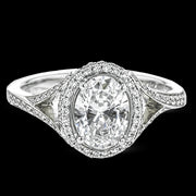 Engagement Ring in 18k Gold with Diamonds