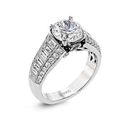 Engagement Ring in 18k Gold with Diamonds