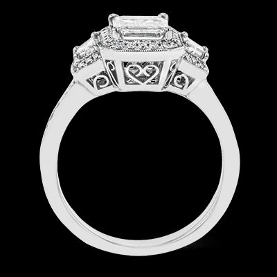 Engagement Ring in 18k Gold with Diamonds