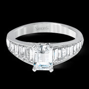 Engagement Ring in 18k Gold