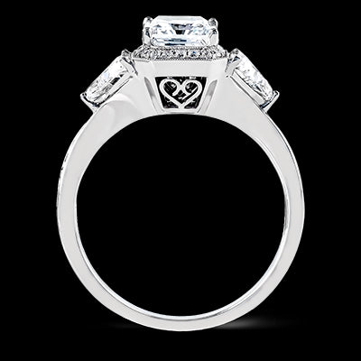 Engagement Ring in 18k Gold with Diamonds