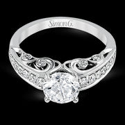 Engagement Ring in 18k Gold with Diamonds