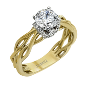 Engagement Ring in 18k Gold with Diamonds