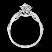 Engagement Ring in 18k Gold with Diamonds