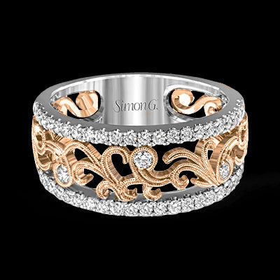 Right Hand Ring in 18k Gold with Diamonds