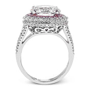 Engagement Ring in 18k Gold with Diamonds