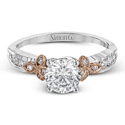 Engagement Ring in 18k Gold with Diamonds