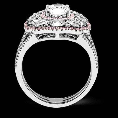 Engagement Ring in 18k Gold with Diamonds