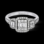 Right Hand Ring in 18k Gold with Diamonds