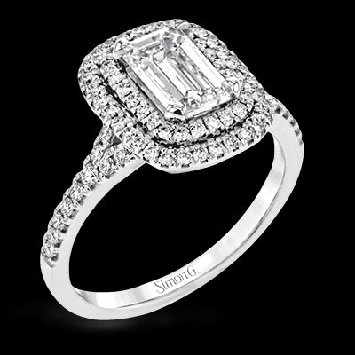 Engagement Ring in 18k Gold with Diamonds