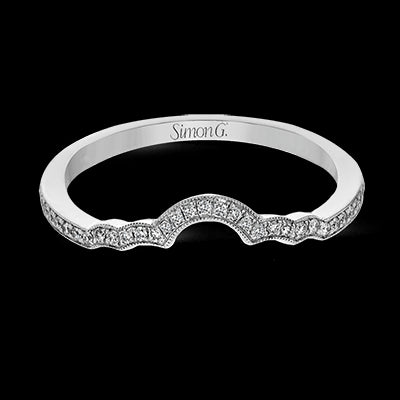 Engagement Ring in 18k Gold with Diamonds