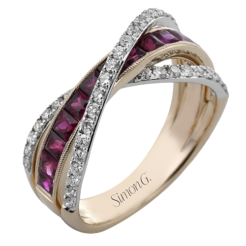 Color Ring in 18k Gold with Diamonds