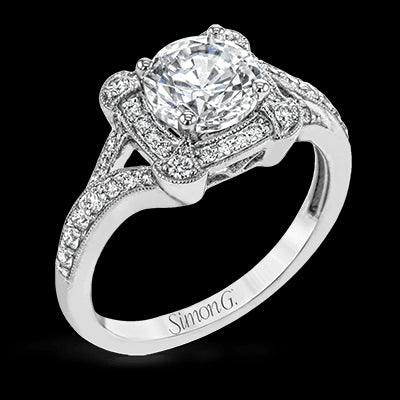 Engagement Ring in 18k Gold with Diamonds