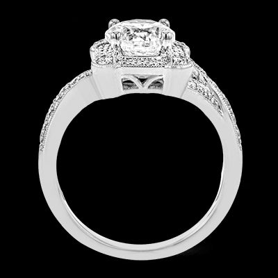 Engagement Ring in 18k Gold with Diamonds