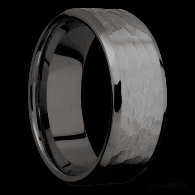 8 mm wide Beveled Tantalum Noir band.