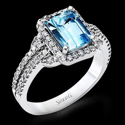 Color Ring in 18k Gold with Diamonds