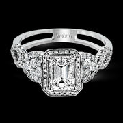 Engagement Ring in 18k Gold with Diamonds