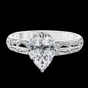 Engagement Ring in 18k Gold with Diamonds