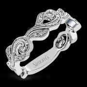 Right Hand Ring in 18k Gold with Diamonds