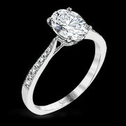 Engagement Ring in 18k Gold with Diamonds