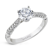 Engagement Ring in 18k Gold with Diamonds